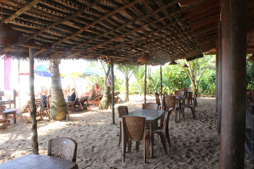 Warahena Beach Hotel Bentota Zewnętrze zdjęcie