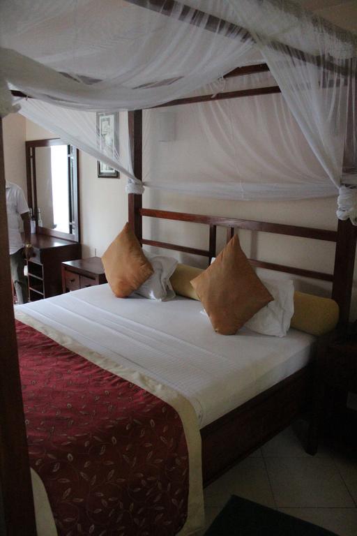 Warahena Beach Hotel Bentota Zewnętrze zdjęcie